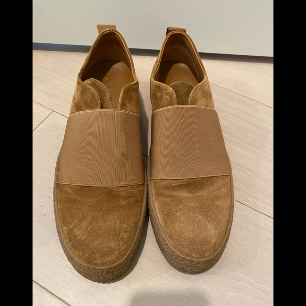 Barney’s New York men’s leather slip-on loafer